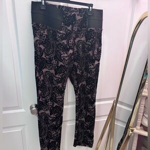 Signature Studio Black Paisley Straight-Leg Pants